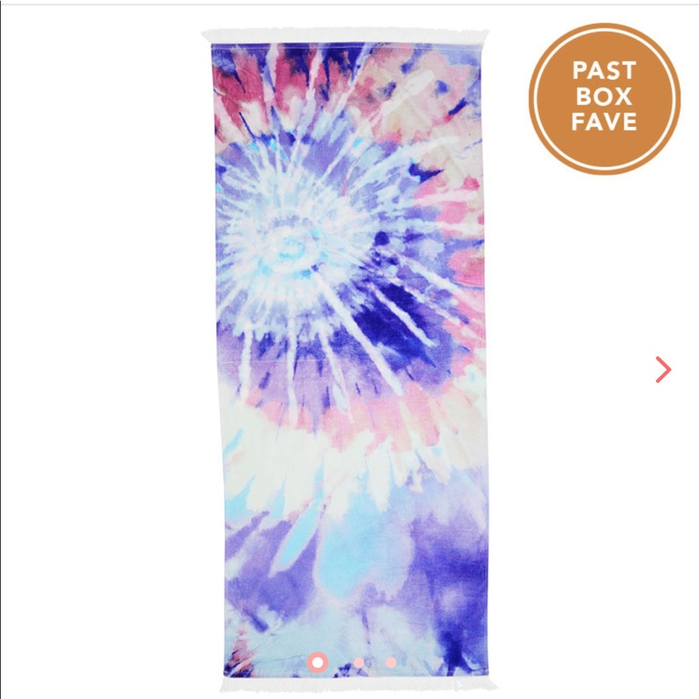 L* Space boho chiq Tye-dye beach towel oversized 🏝